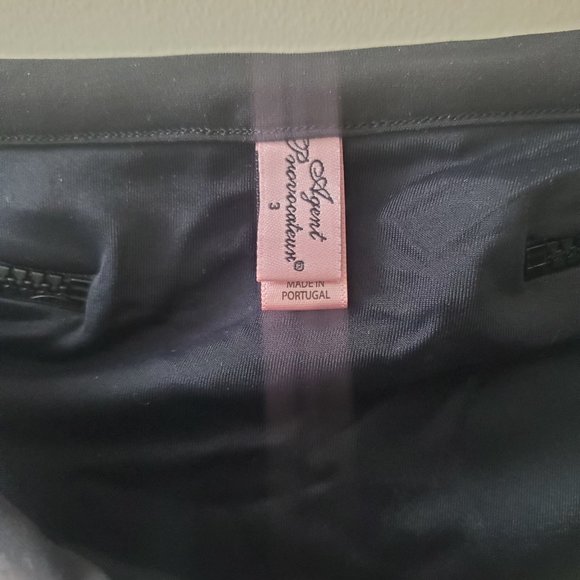 Agent Provocateur Blaize Bikini Bottoms. Size 3 / US 6 / Small. Black. - Picture 8 of 8